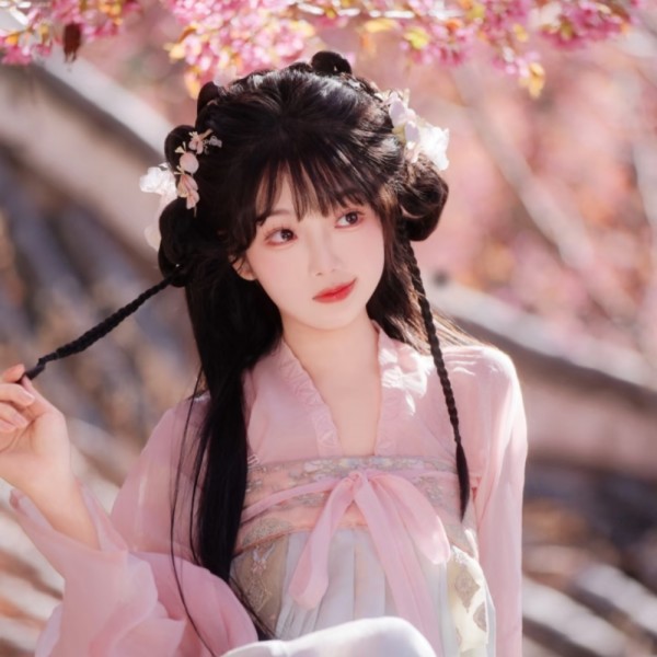 甜妹专属国风：水墨糖音芳心谣