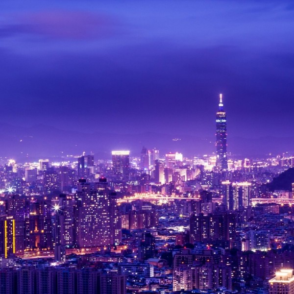 时代记忆，精选20世纪台湾乐坛的华语金曲