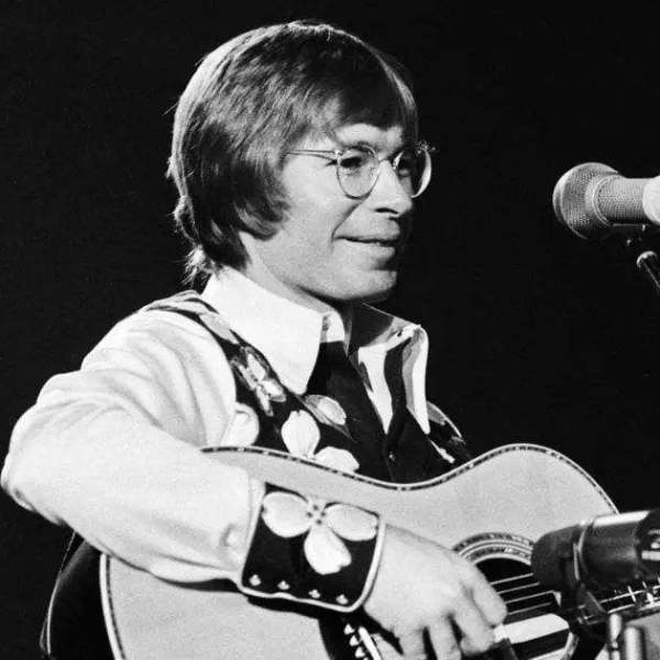 最伟大的民谣歌手:johndenver